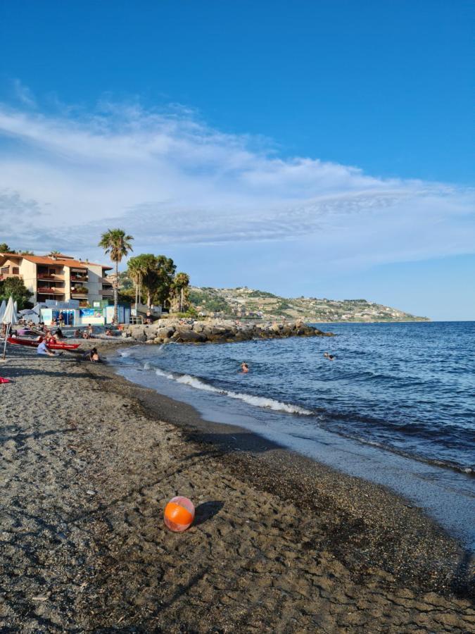 Casa Dell Amore 3 سانريمو المظهر الخارجي الصورة